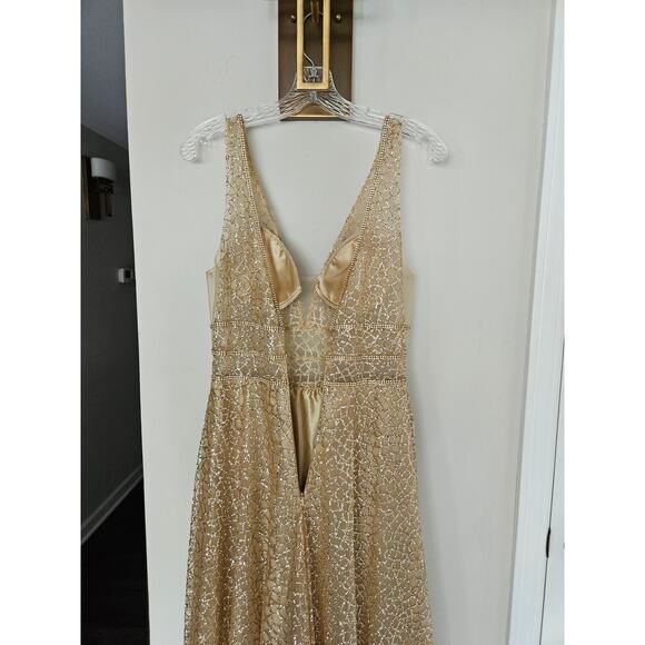 Cinderella Divine Champagne Gold V-Neck Glitter Print A-Line Prom Gown Size 4? - Picture 12 of 15
